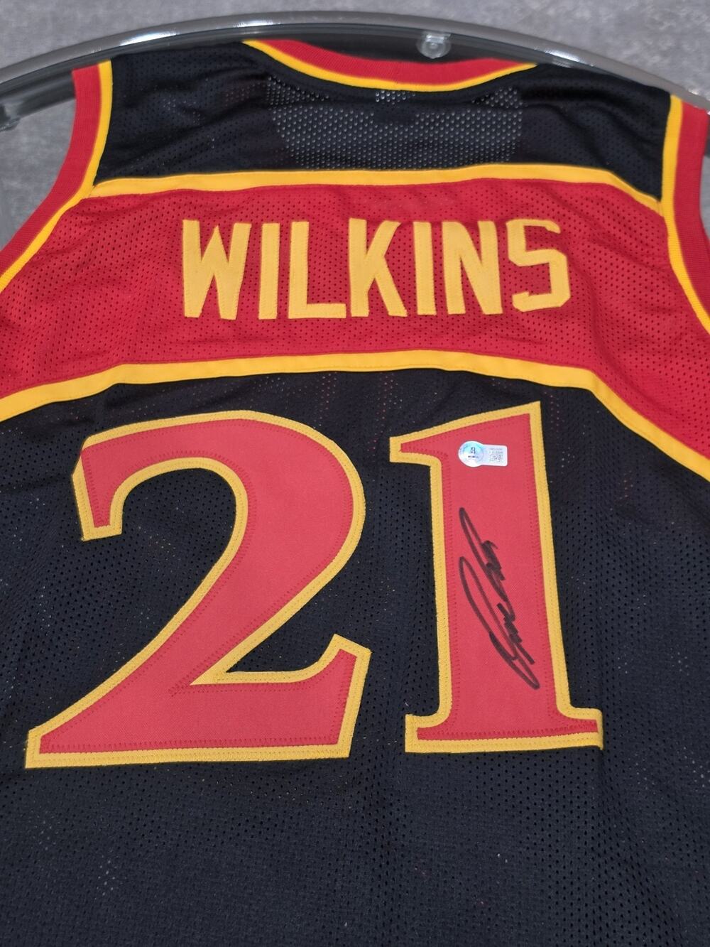 Dominique Wilkins Autographed/Signed Jersey Beckett Black Custom Jersey - Picture 1 of 7
